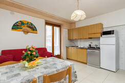 appartamento_violetta_residenza_casa_pineta_lago_d