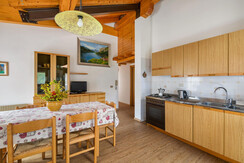 appartamento_azalea_residenza_casa_pineta_lago_di_