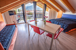 Soggiorno Rosso Ciliegia 2 Soggiorno Rosso Ciliegia 2