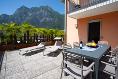 Esterno Giallo Limone 3 Esterno Giallo Limone 3