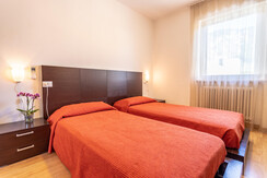 Camera Singoli 4 Arancio Camera Singoli 4 Arancio