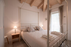 camera nord con letto a baldacchino