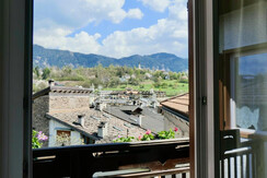 5C502DB0-203B-477F-8A0F-2A697E91A25D_1_105_c