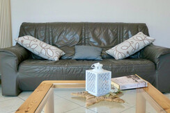 6FDAA936-EA0C-49DE-A32B-C08F6300FEA7_1_105_c