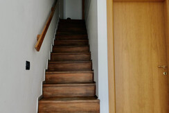 9EB7AD90-200E-4E0E-9A24-27DE9EC3BB08_1_201_a