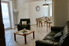 6741A401-1495-4521-A873-4CC164EA400B_1_105_c