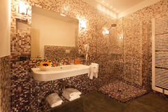 B&B Villa Sizzo - La stanza del Vescovo (4) B&B Villa Sizzo - La stanza del Vescovo (4)