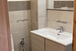 e5abc8be-a748-432a-8e09-40324b7b9972