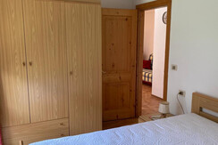 ea2c58a7-fbd1-4927-8080-c1455fa64ddb