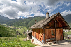 Vista-del-bortol-chalet-baita-valdirabbi-trentino-