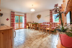 vistasoggiorno-poggiolo-mas dei toti-chalet-baita-