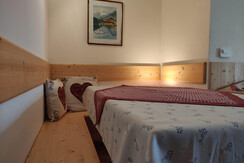 SARA panca cuscini tavolo