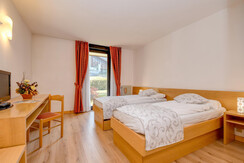 DSC_1781_2_3_4_Interior MIRKO