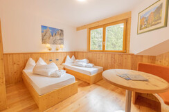 Berghotel Miramonti camera family