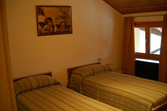 Berghi Sandro - camera doppia