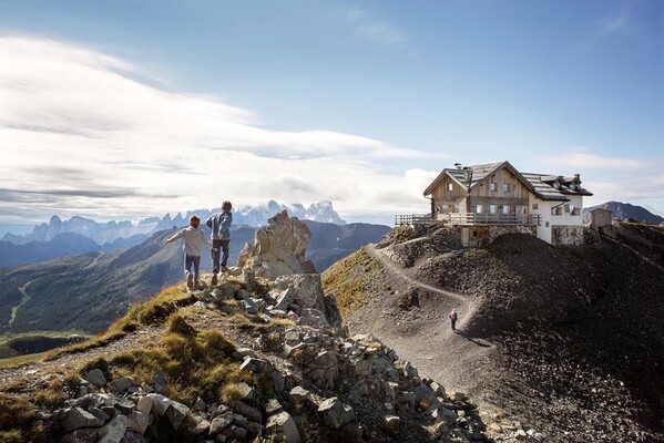 undenhütte_rifugio-Passo-alle-Selle