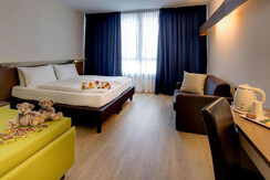 Camera FAMILY - Hotel Adige Best Western - Trento  Camera FAMILY - Hotel Adige Best Western - Trento