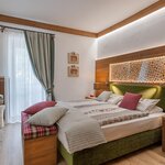  Photo of Suite bb