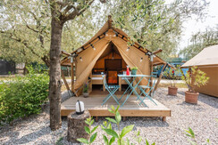 Glamping Safari Tent Tiny  2