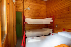 Camera singola+letto a castello