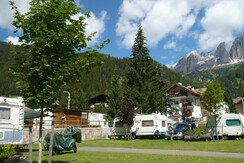 Camping-Miravalle-Campitello-di-Fassa-De-Luxe_3 Camping-Miravalle-Campitello-di-Fassa-De-Luxe_3