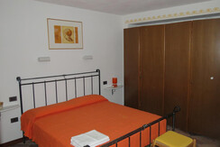 CAMERA MATRIMONIALE CAMERA MATRIMONIALE