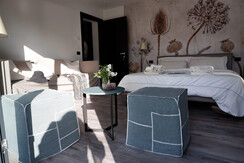 19AD762C-DF4D-4AF3-B7DE-4B7129A086C7