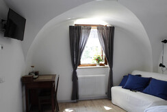 ESTERNO (3) ESTERNO (3)