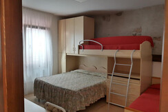 App.2 - stanza 4 posti