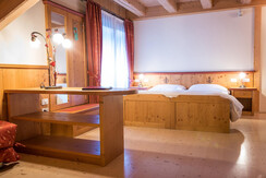 camera quadrupla Casa Moresc