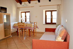 Soggiorno con divano letto