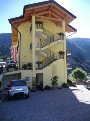 Casa vista lago esterno - Molveno .