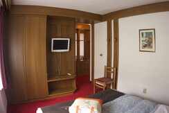 camera famiglia cn tv