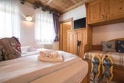 ciaspole_val_di_pejo_alpenrose ciaspole_val_di_pejo_alpenrose