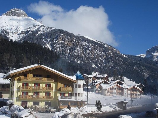 Hotel Ciamol - Fontanazzo - Val di Fassa