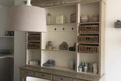 Tavolo da pranzo e dispensa