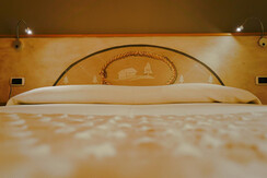 105 letto (1 di 1) 105 letto (1 di 1)