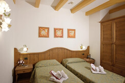 MC 462 - Photo Valerio Banal  WEB MC 462 - Photo Valerio Banal  WEB