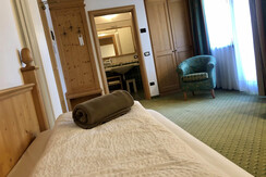 DBEB04A4-715E-48CD-A414-875A709B9118 DBEB04A4-715E-48CD-A414-875A709B9118