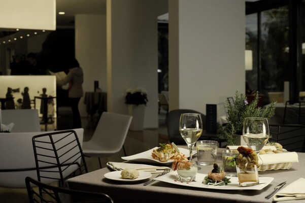 Molo 44 Lounge Bar & Bistrot 03