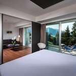  foto van Suite Deluxe Lake View NOT REFUNDABLE BB