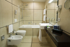 Du Lac et Du Parc Grand Resort -Premier Suite 04