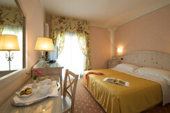 138.Hotel Du Lac Molveno