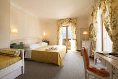 096.Hotel Du Lac Molveno