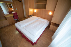 04102019-104_DSC1511