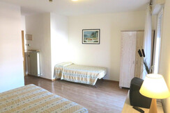 Eco Hotel Zanella - Camera Tripla 01 Eco Hotel Zanella - Camera Tripla 01