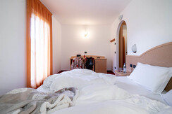 Hotel Europa Pera di Fassa camera matrimoniale