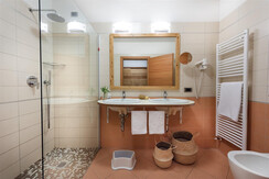 DSC_2868 (2428 x 1620) DSC_2868 (2428 x 1620)