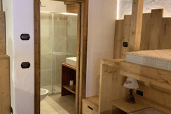 EDF1ADF1-E99F-4922-8AE1-9FBD5F8A997D