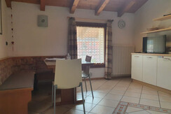 1652464495573 1652464495573